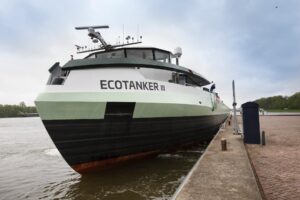 Maritime ecotanker